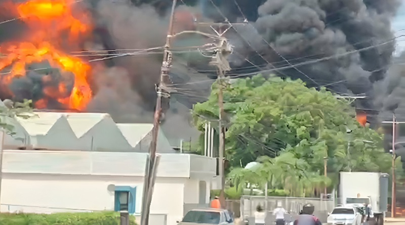 Controlado incendio en empresa procesadora de químicos en Los Guayos